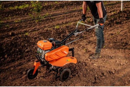 Električni vs. benzinski kultivatori