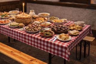 Baštenski set STOUT- sto + 2 klupe 220 x 80 