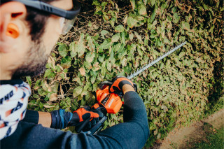 Akumulatorski trimer za živu ogradu Echo DHC-310/60 