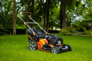 Motorna kosačica Villager Falcon 4111 H