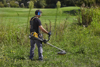 Motorni trimer Stiga BC 750 B 