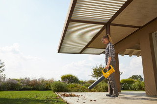 Akumulatorski duvač STIGA SAB 100 AE Kit 