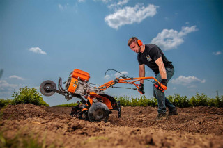 Motorni kultivator Villager VTB 8422 P - sa plugom za oranje 