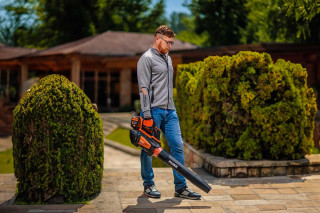 Fuse akumulatorski duvač za lišće VBV 2440 