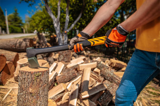 Sekira za cepanje 2350g Bomber 