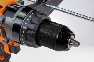 FUSE akumulatorska brushless udarna bušilica Villager VPL 8220 