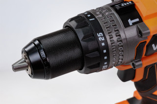 FUSE akumulatorska brushless udarna bušilica Villager VPL 8220 