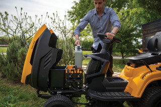 Akumulatorska traktor kosačica Stiga Estate 384 E ePower Pro 