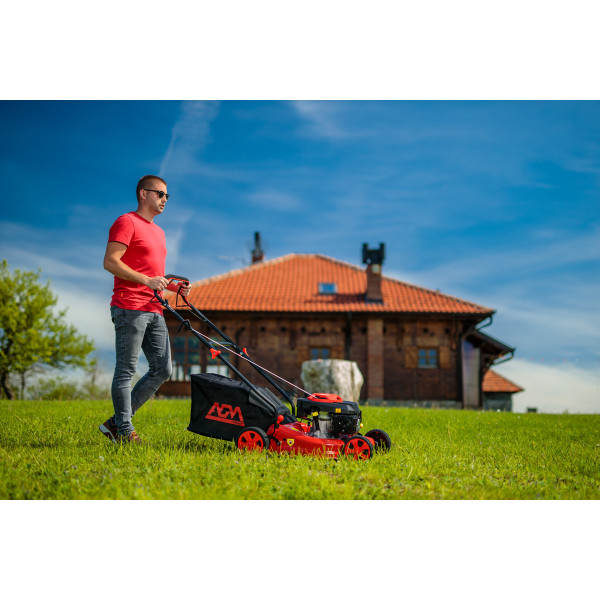 Motorna kosačica AGM 4619 