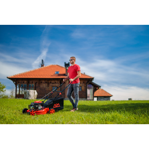 Motorna kosačica AGM 4619 