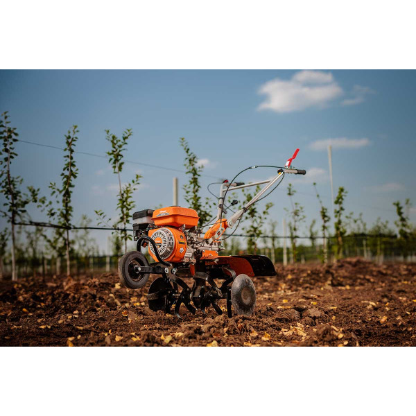 Motorni kultivator Villager Prime VTB 8421