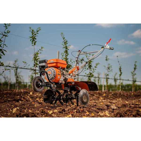 Motorni kultivator Villager Prime VTB 8421