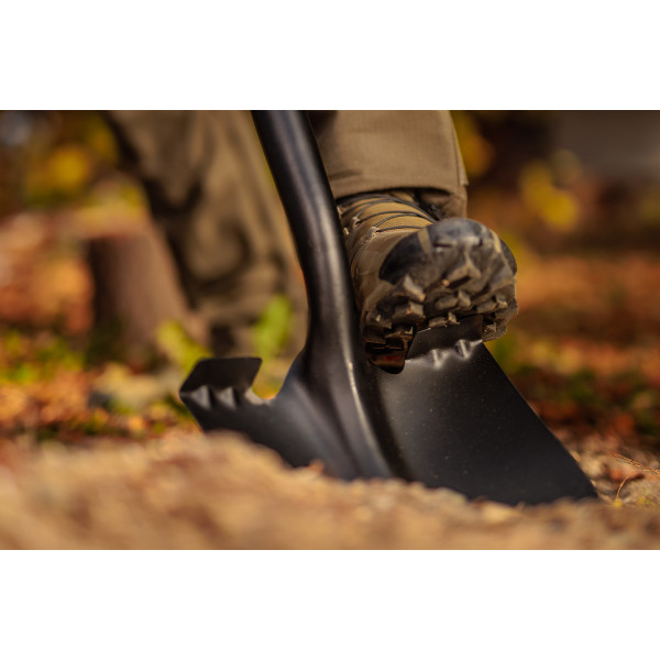 Ašov špicasti sa fiberglass drškom Bomber 