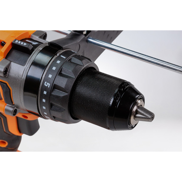 FUSE akumulatorska brushless udarna bušilica Villager VPL 8220 