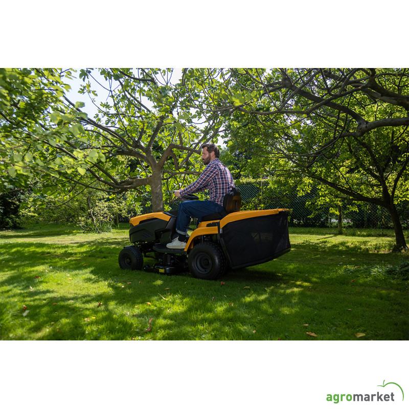 Akumulatorska traktor kosačica Stiga Estate 384 E 