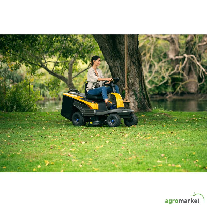 Akumulatroski traktor Stiga Swift 372e 