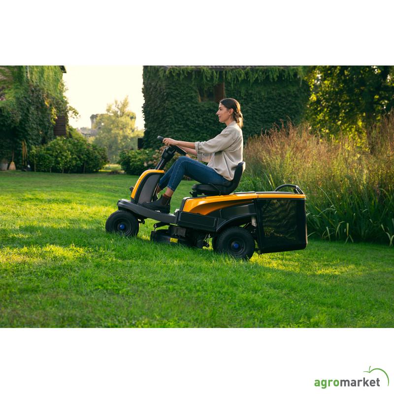 Akumulatroski traktor Stiga Swift 372e 